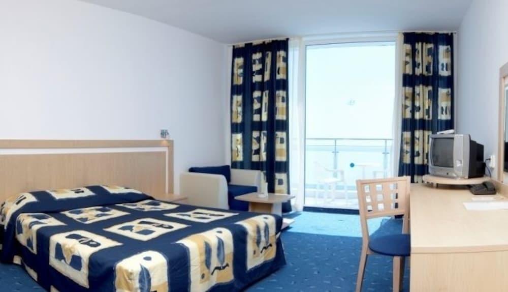 Aqua Azur Hotel Aziz Konstantin ve Elena Dış mekan fotoğraf